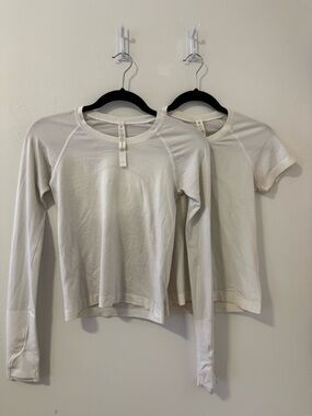 Lululemon BUNDLE of 2 Swiftly Tech 2.0 Waist Length Shirts